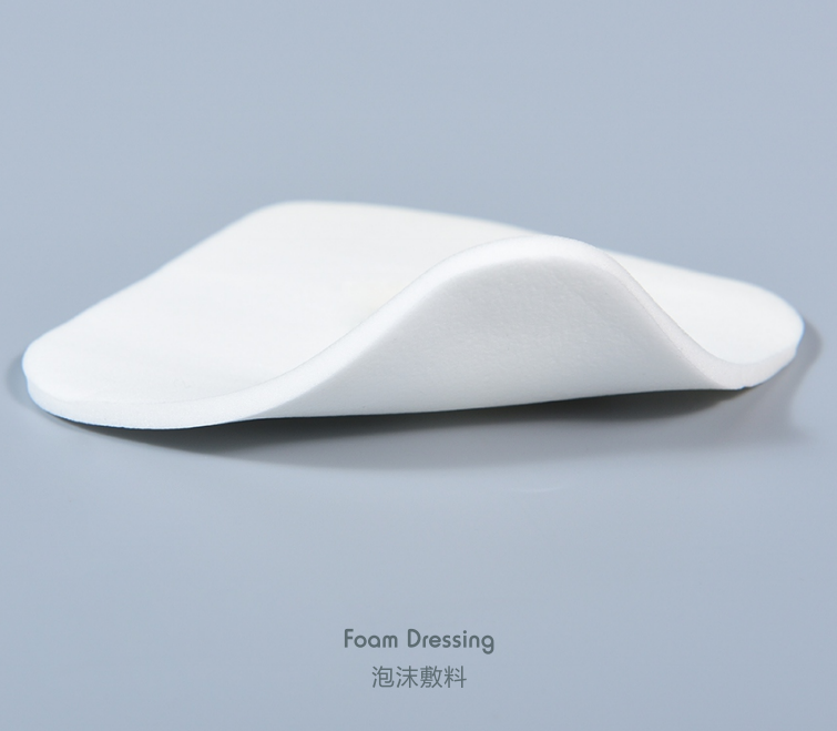 الضمادات الرغوية: الحل اللطيف لتصريف الجروح